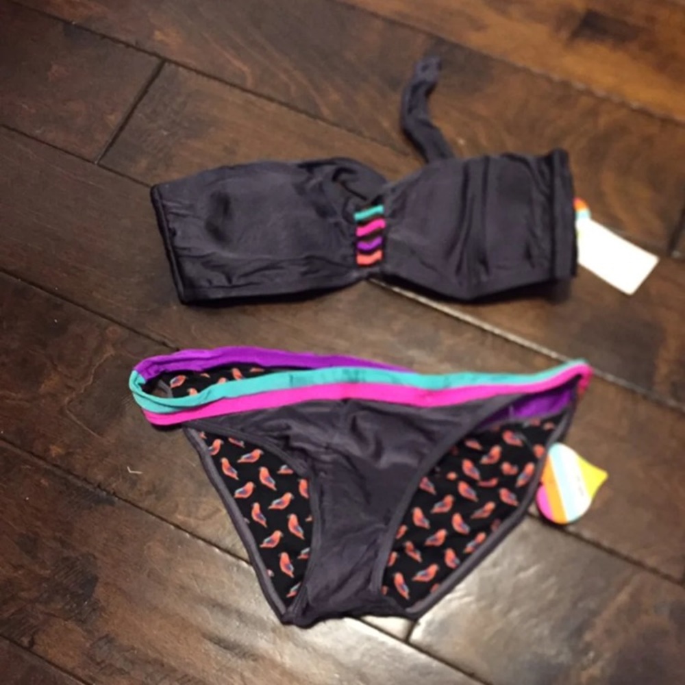 Raisins Bird bikini